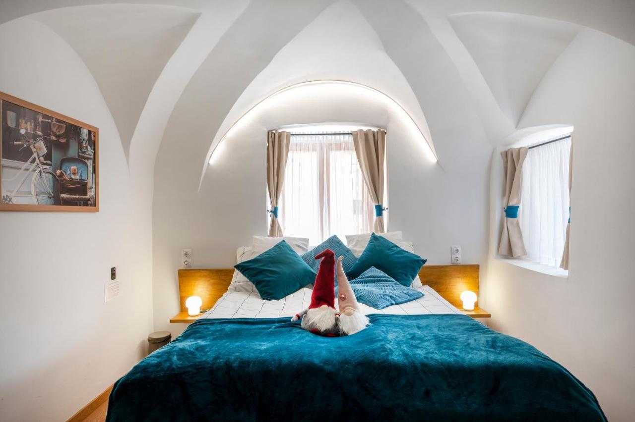 Appartamento Modern Medival Kőszeg Esterno foto