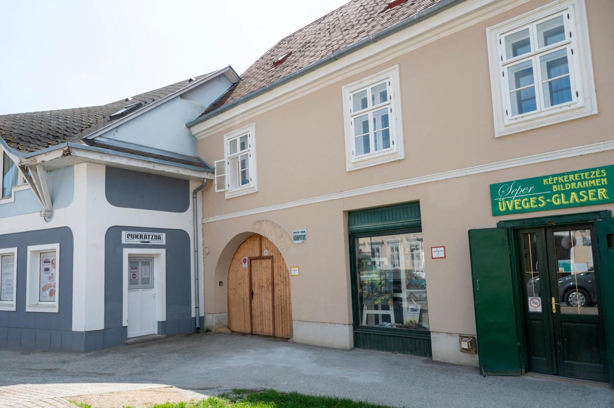Appartamento Modern Medival Kőszeg Esterno foto