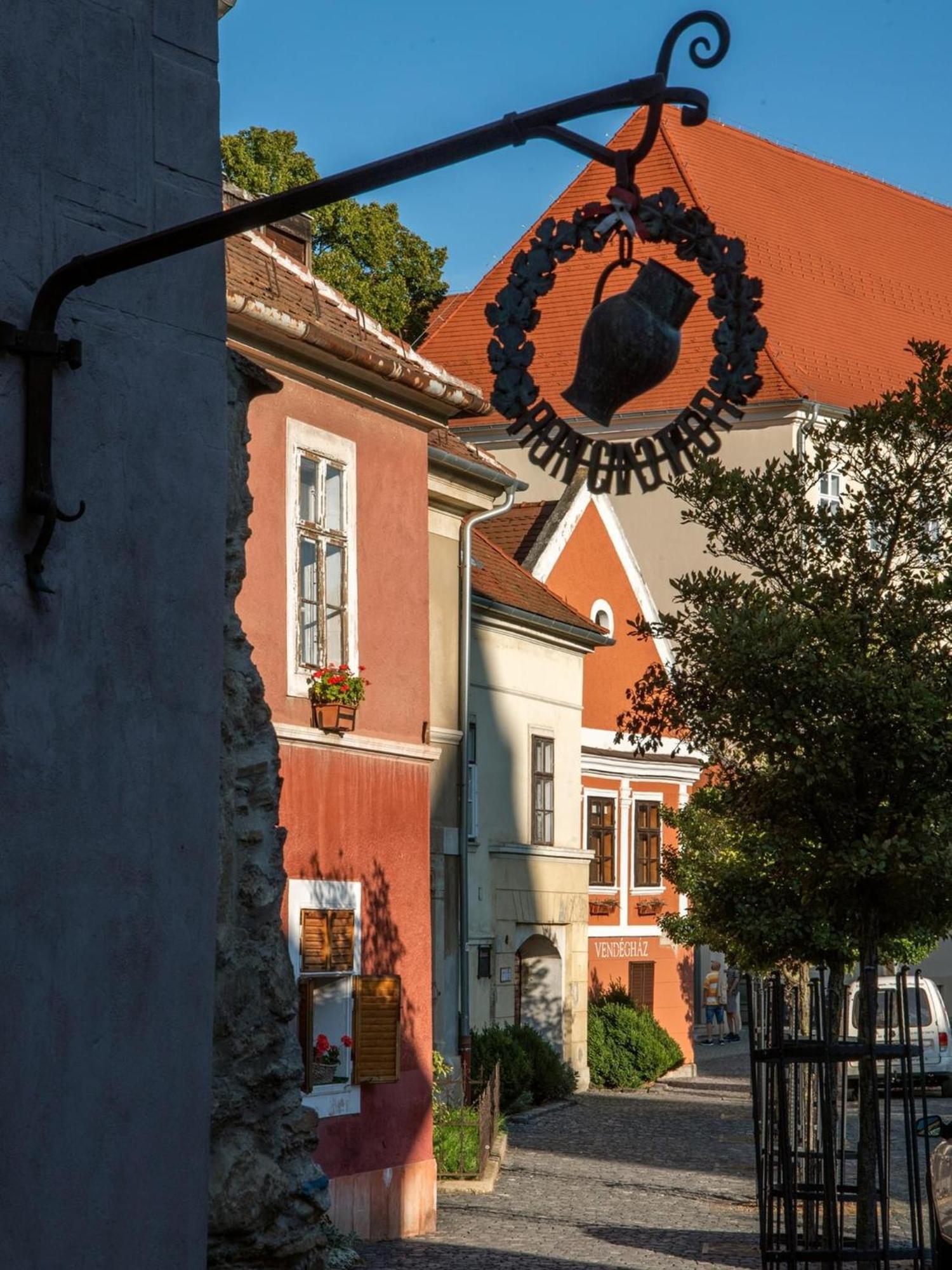 Appartamento Modern Medival Kőszeg Esterno foto